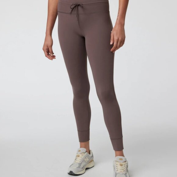 Vuori Daily Legging - Chocolate - Size M - Picture 5 of 6